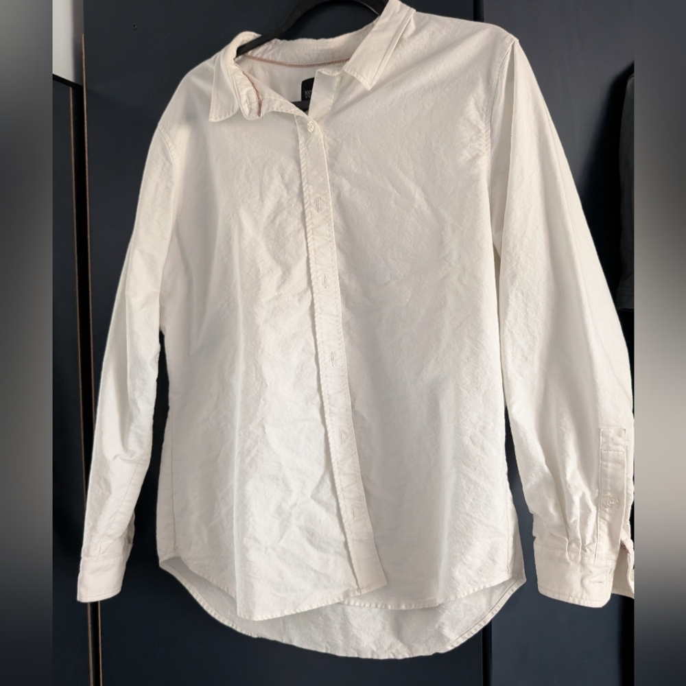 Wildfang White Casual Button Down Shirt